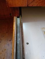 pentry undre skena.jpg