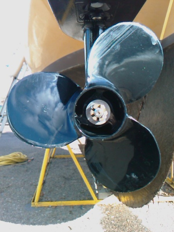 Propeller med breda blad